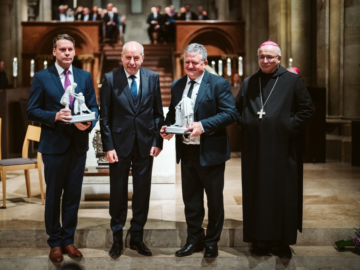 Posztumusz Szent Márton-díjat kapott Rudan Mária, az Emberi Méltóság Stratégia egykori vezetője